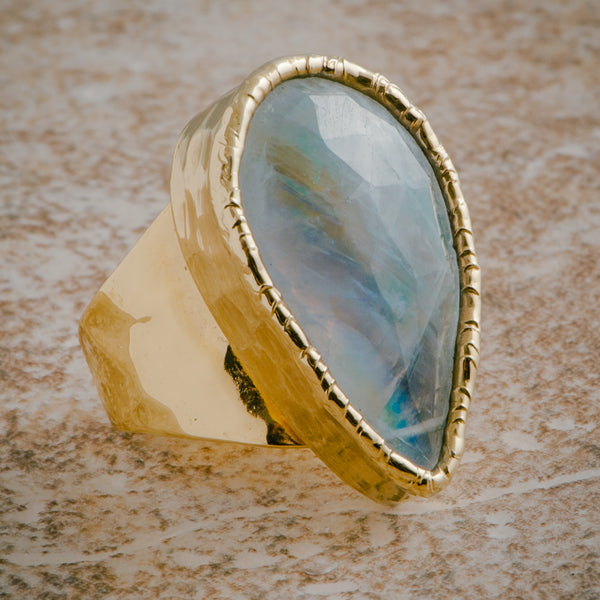 FACETED MOONSTONE RING